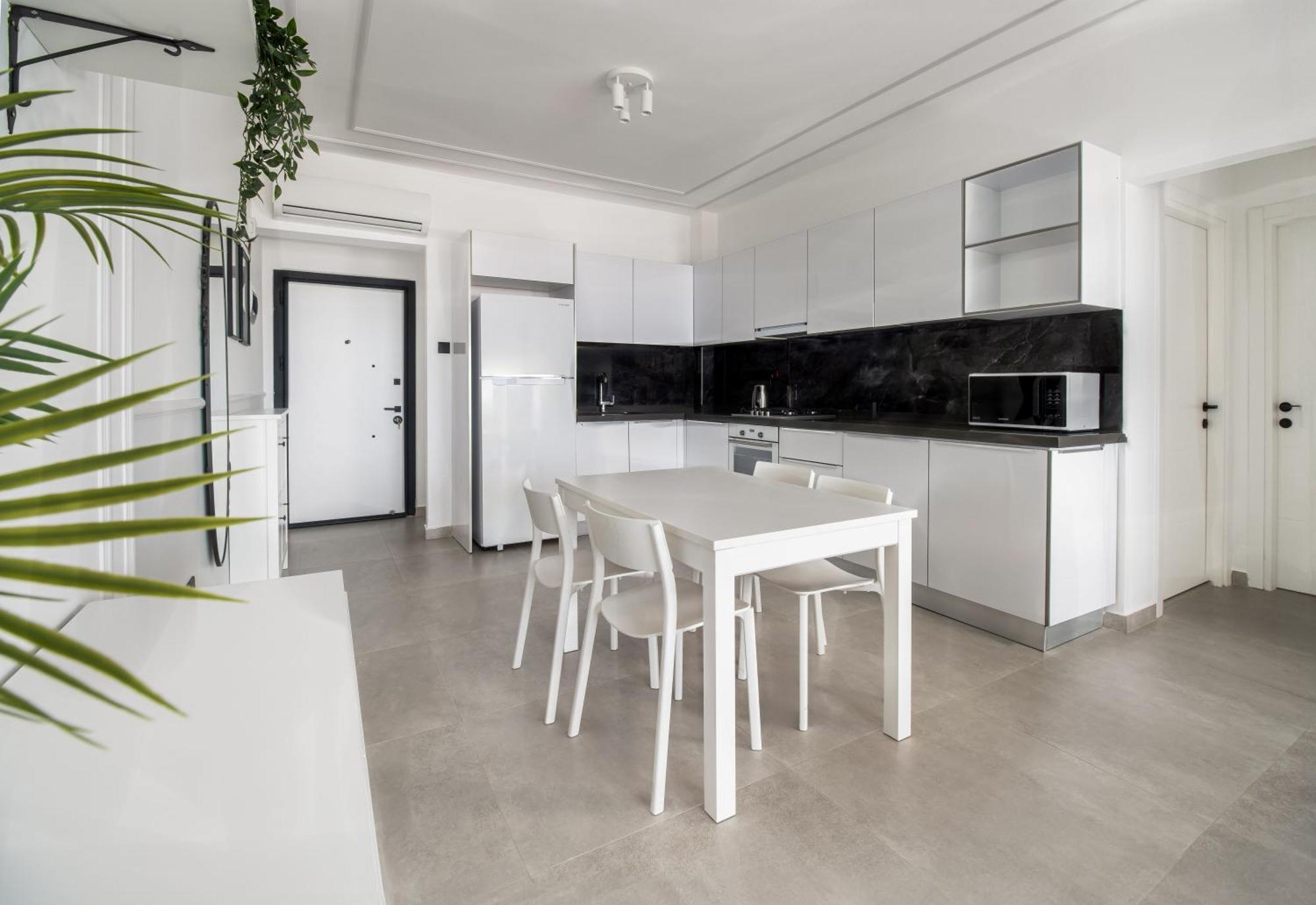 Caesar Blue Seaside Luxury Apartments Gastria Екстериор снимка