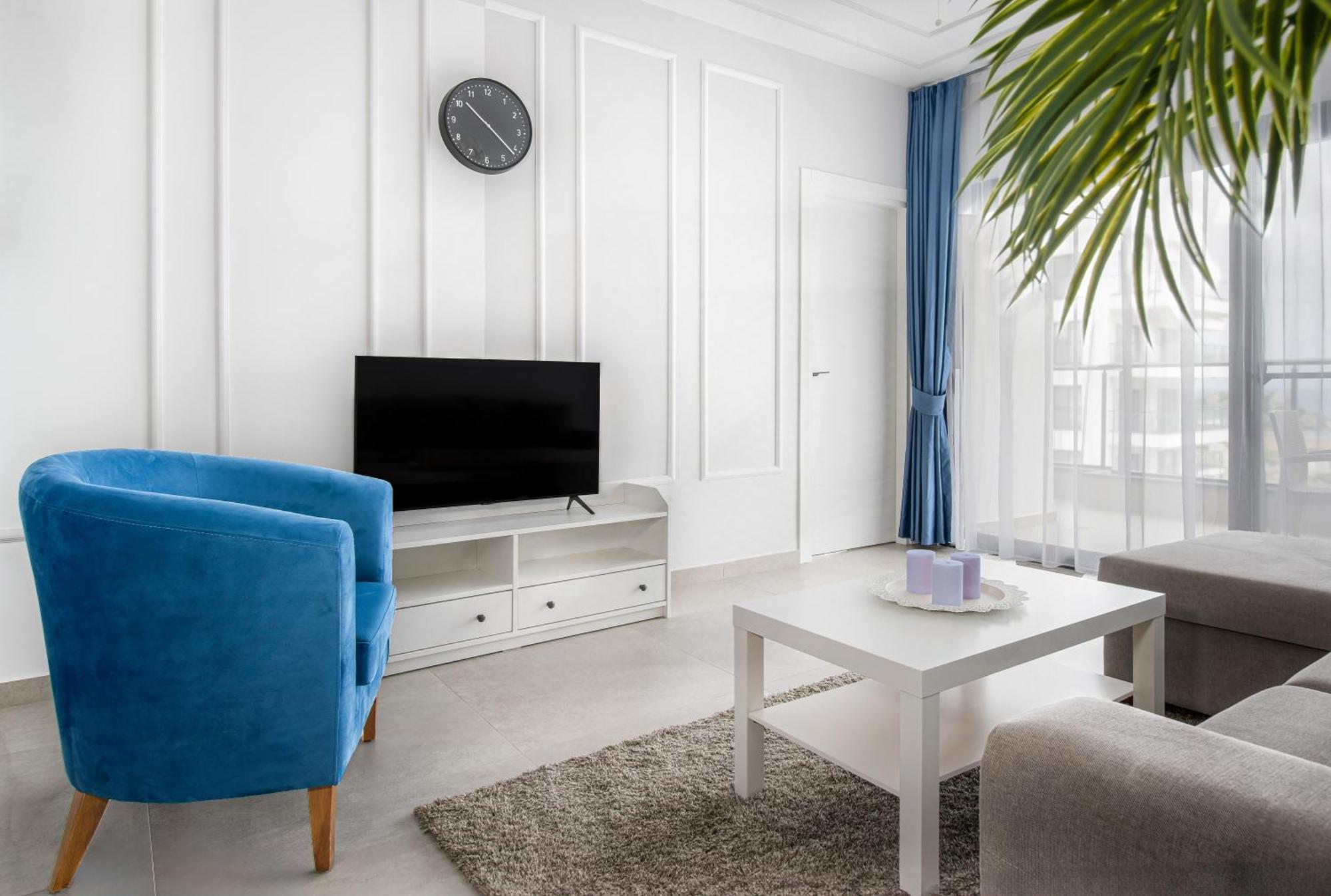 Caesar Blue Seaside Luxury Apartments Gastria Екстериор снимка
