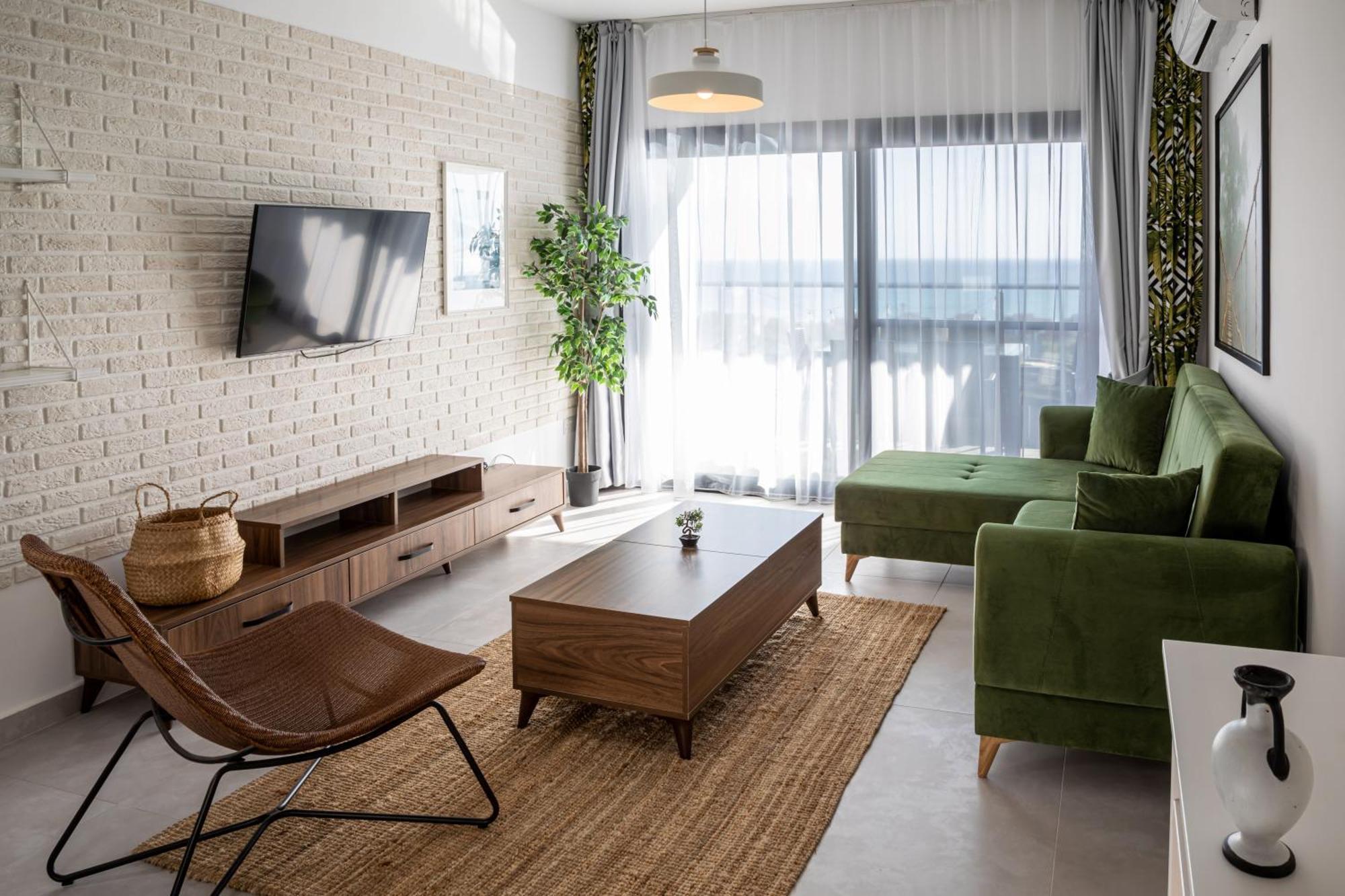 Caesar Blue Seaside Luxury Apartments Gastria Екстериор снимка