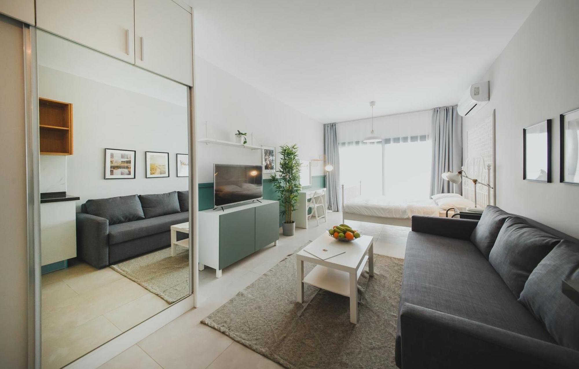 Caesar Blue Seaside Luxury Apartments Gastria Екстериор снимка