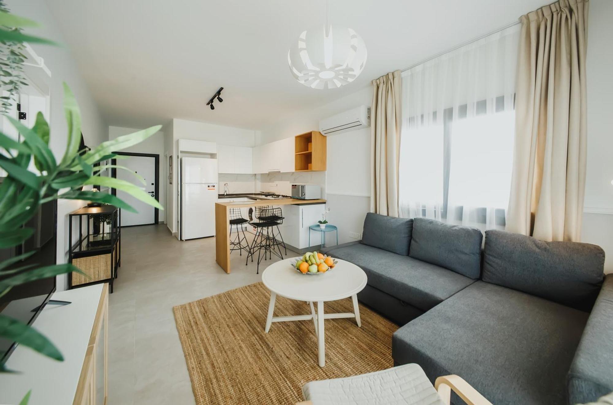 Caesar Blue Seaside Luxury Apartments Gastria Екстериор снимка